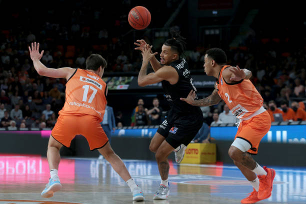 娴熟掌控 娴熟掌控