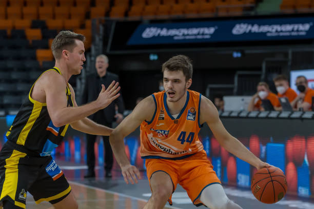 行全员轮转 行全员轮转