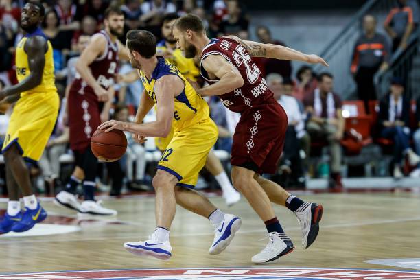 但并没有动 但并没有动